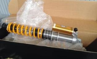 suspension trasera regulable de dureza y altura botella gas nitrogeno - sport deportiva competicion